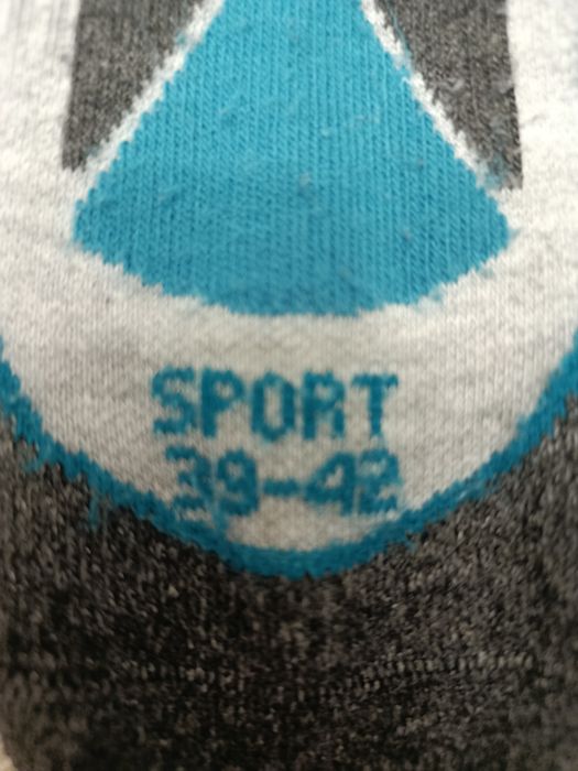 Niebieskie cieple skarpety sportowe narciarskie dlugie 39-42