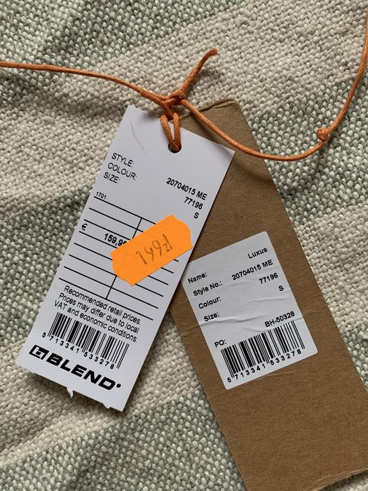 Kurtka na zimę w kolorze brudnej zieleni