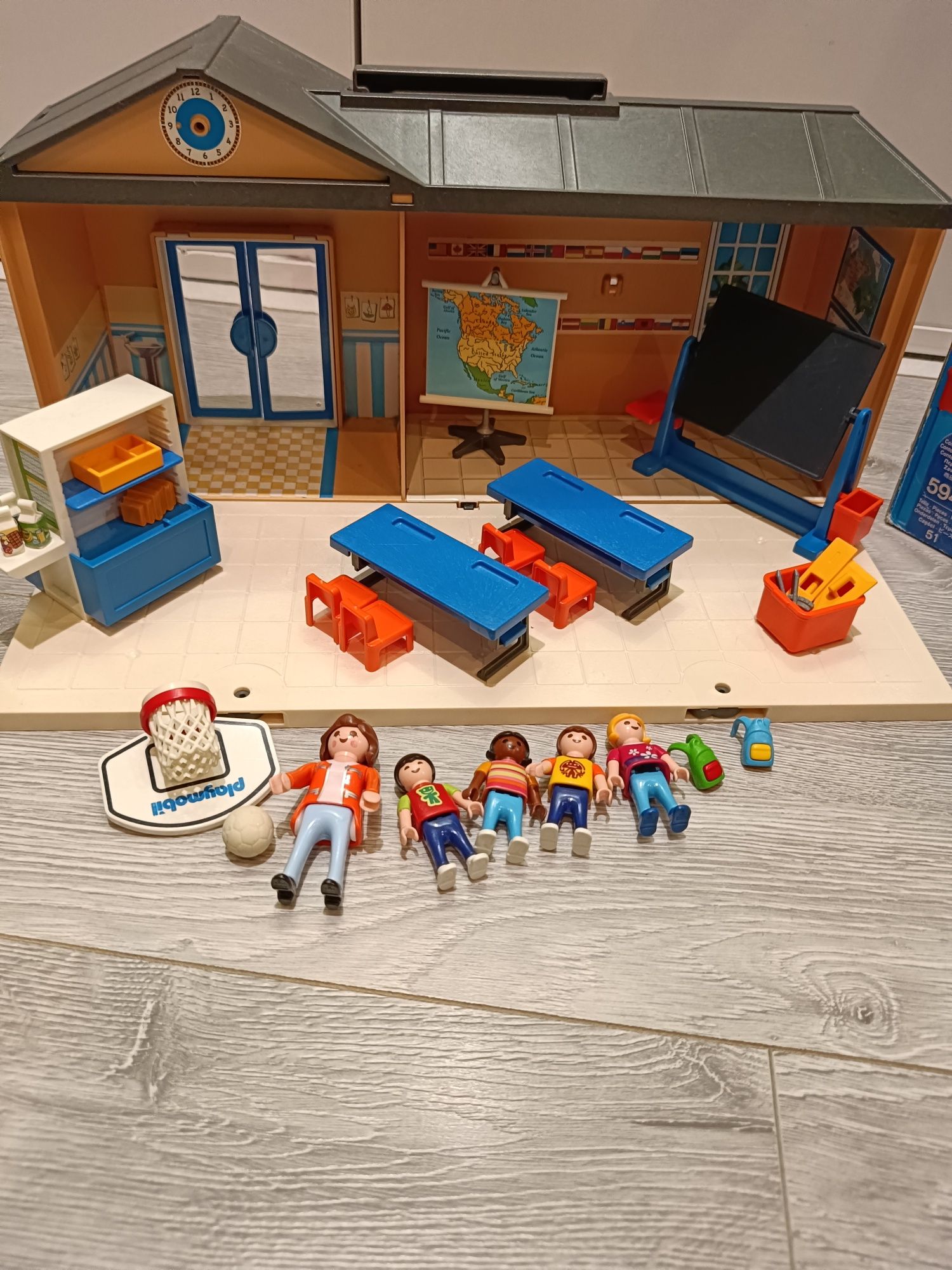 Playmobil szkoła przenośna 5941