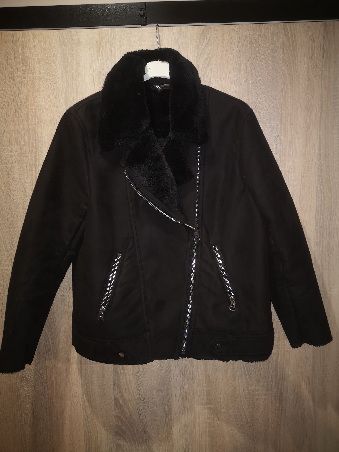 Kurtka H&M zamszowa z futerkiem 38