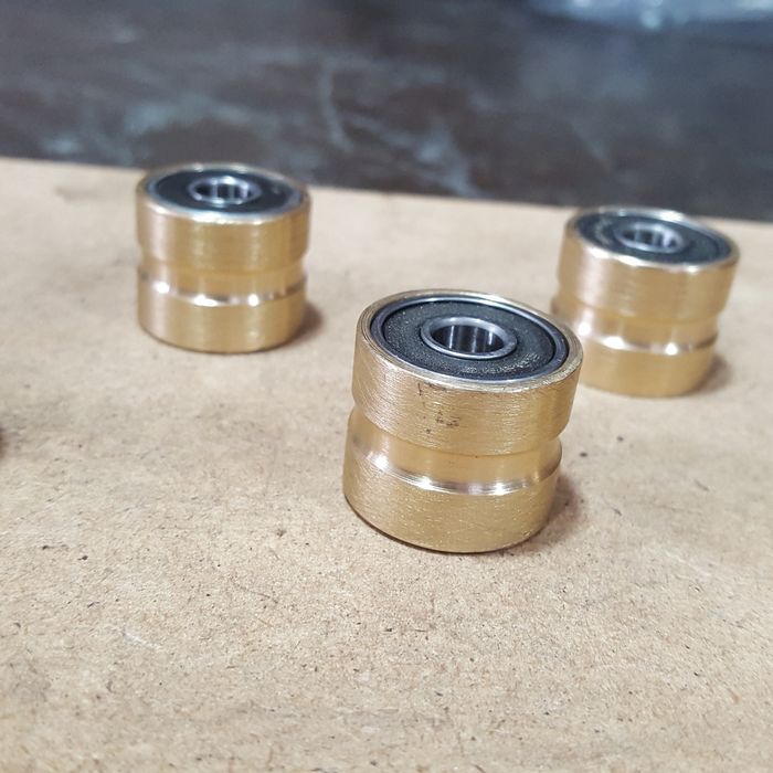 Tornearia Mecânica. Serviços técnicos de metalomecânica.