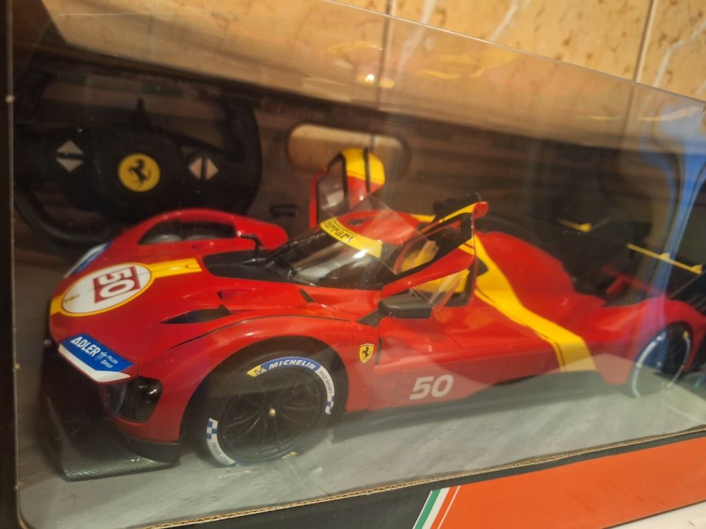 Rastar 1:14 Ferrari 499P sterowane auto na pilota RC otwierane drzwi