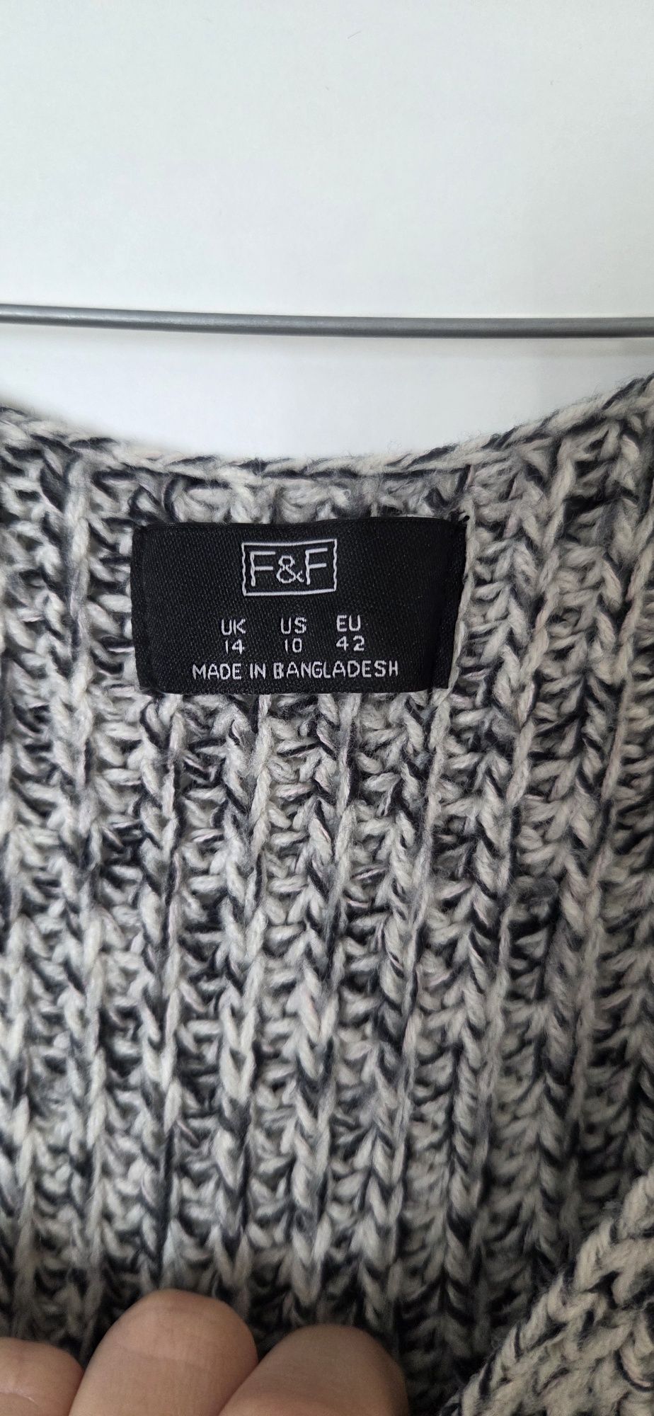 Sweter marki F&F