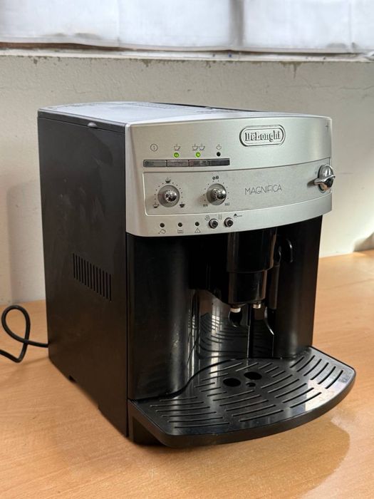 Кавомашина DeLonghi Magnifica ESAM 3100.SB
