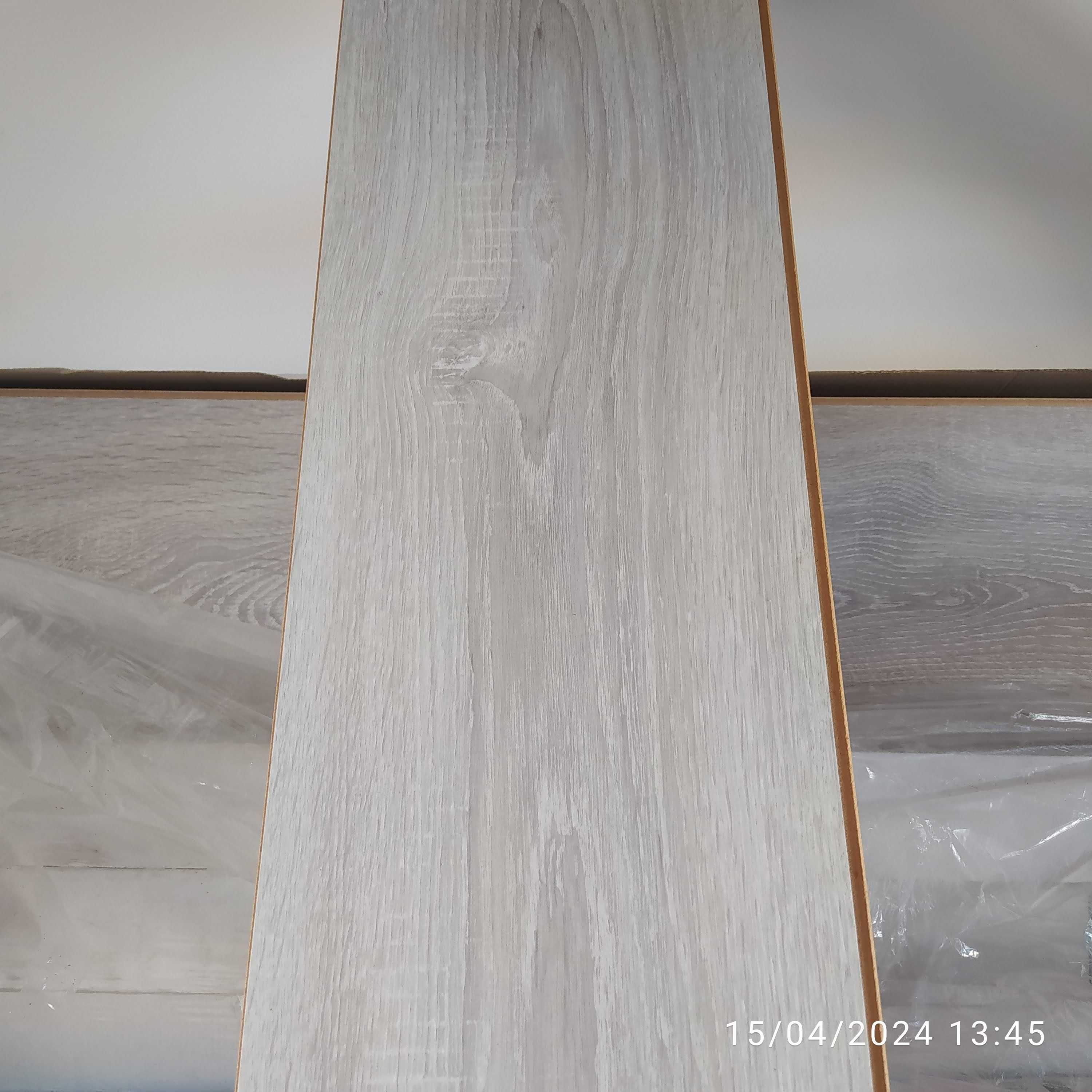 Pavimento flutuante laminado Cinza 15 m2