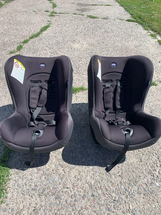 Автокрісла Chicco Cosmos групи 0+/1