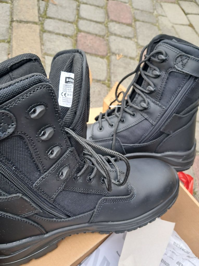 Taktyczne.  Buty Commodore Ligh 01 Zipper
