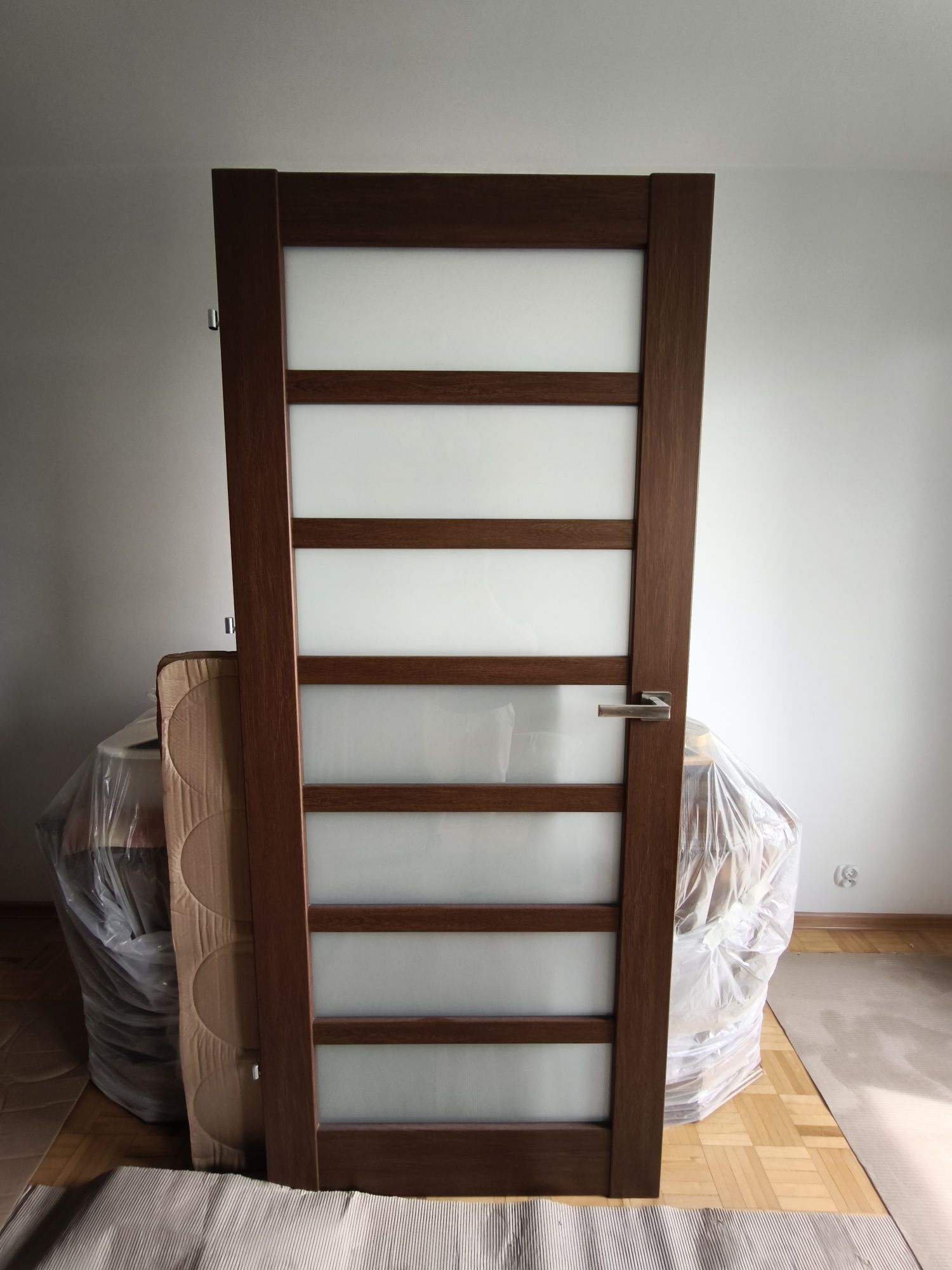 Drzwi pokojowe 80 cm lewostronne