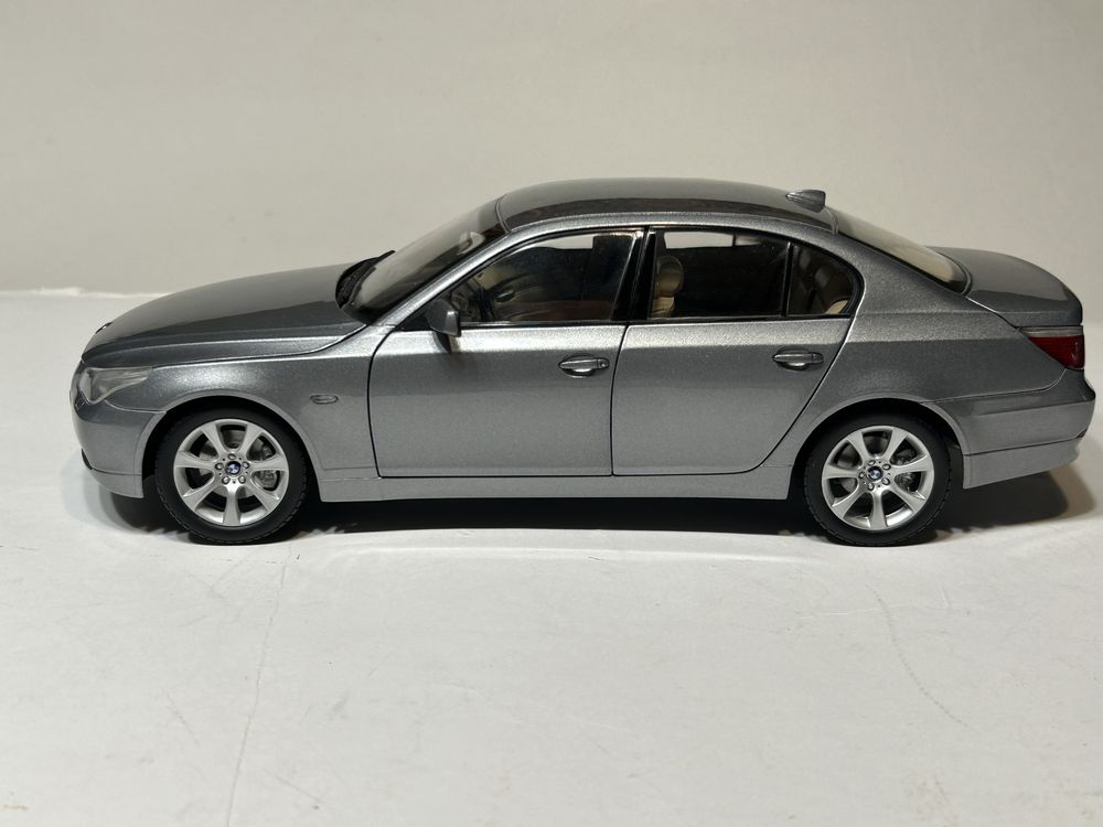 BMW E60 Kyosho 1/18