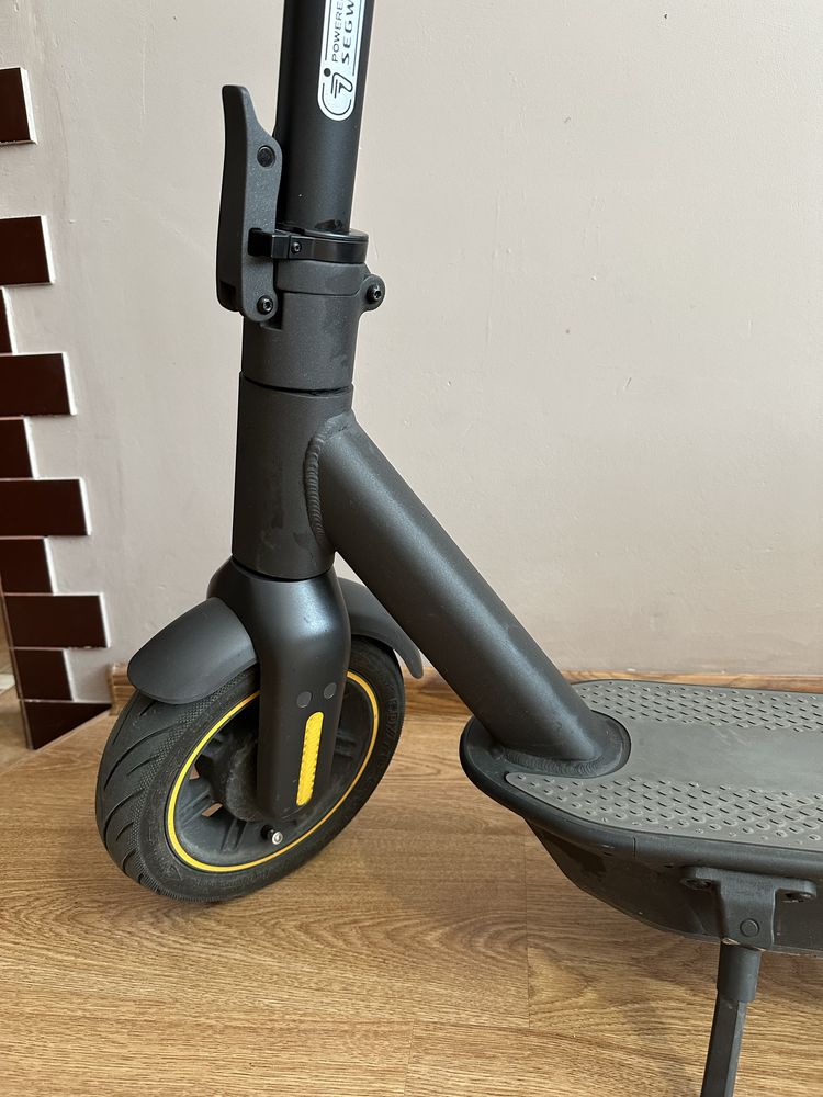 Електросамокат Ninebot MAX G30