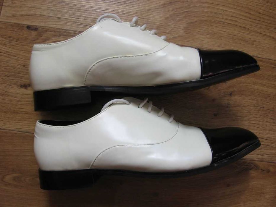 Класичні туфлі PRADA Італія 38р.