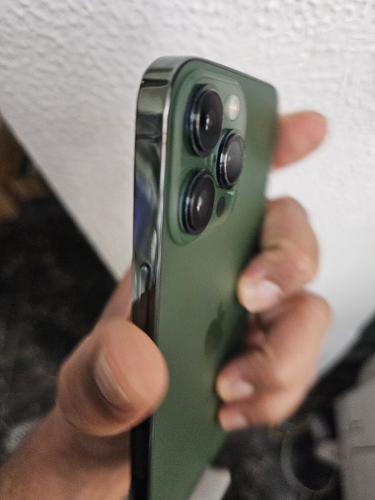 Iphone 13 pro max..256gb