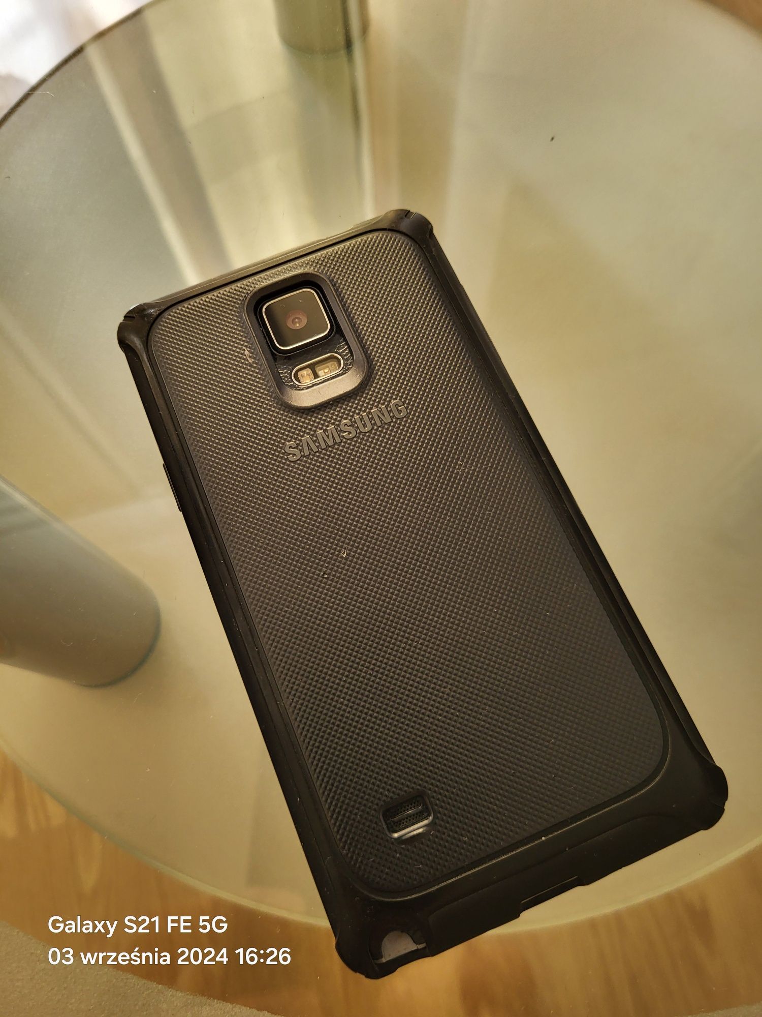 Cover (etui)  dedykowane  samsung galaxy note4 SM 910