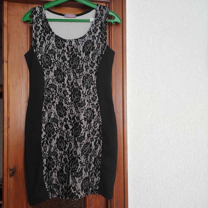 Платье женское стильное