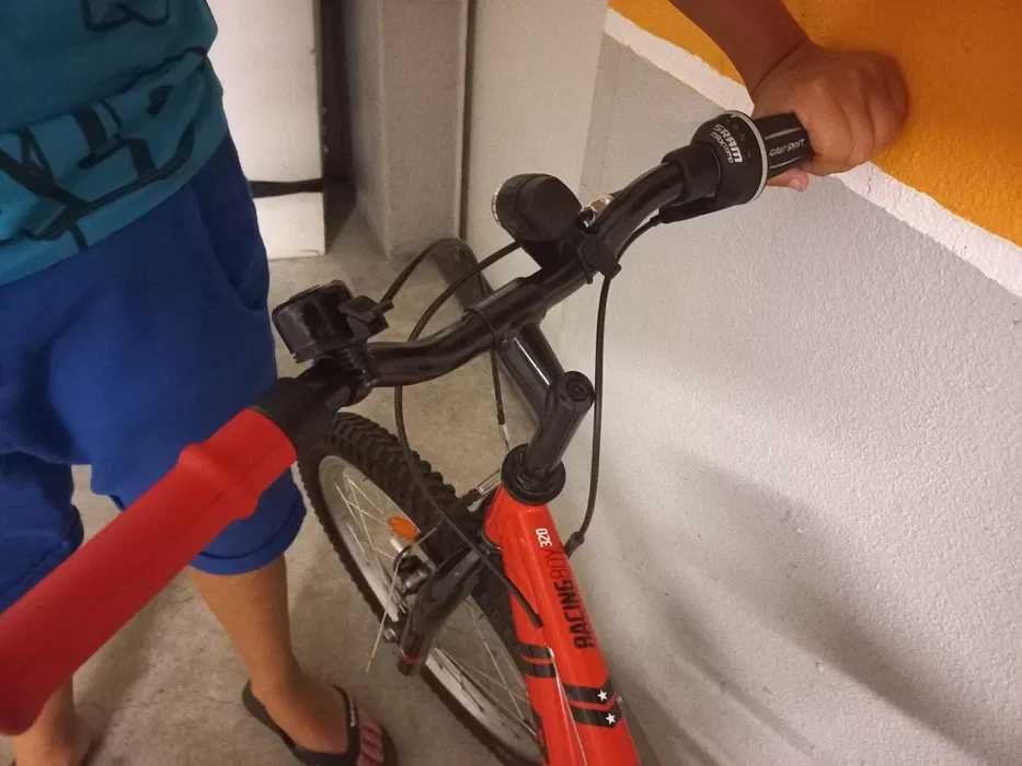 Bicicleta btwin de criança