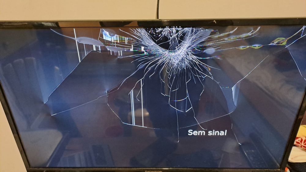 TV 30 polegada para retirar peças