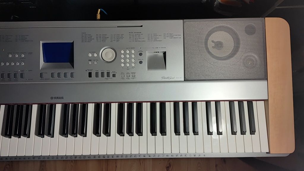 Pianino cyfrowe Yamaha DGX - 640