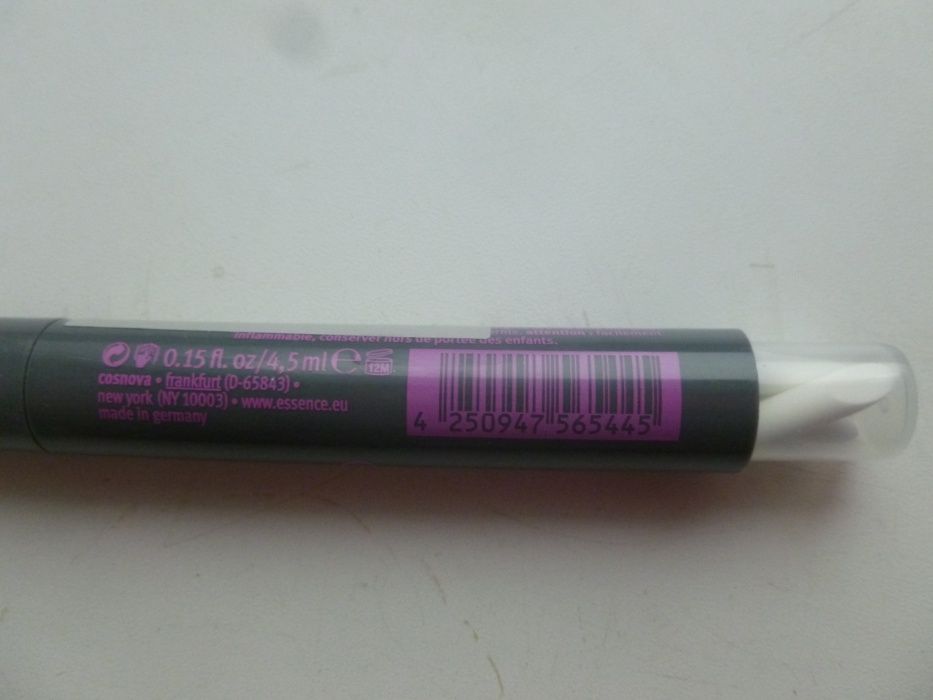 Карандаш корректор маникюра essence 3 в 1