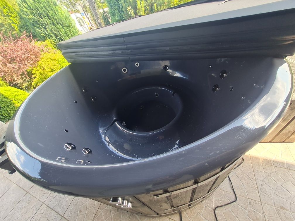 Jacuzzi ogrodowe HOT TUBE gorąca beczka z masażem
