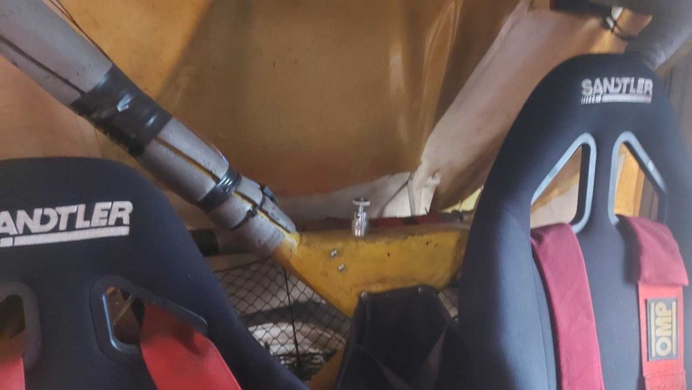 продається бойовий кінь!