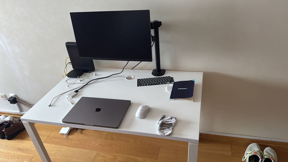 Mesa e Cadeira computador