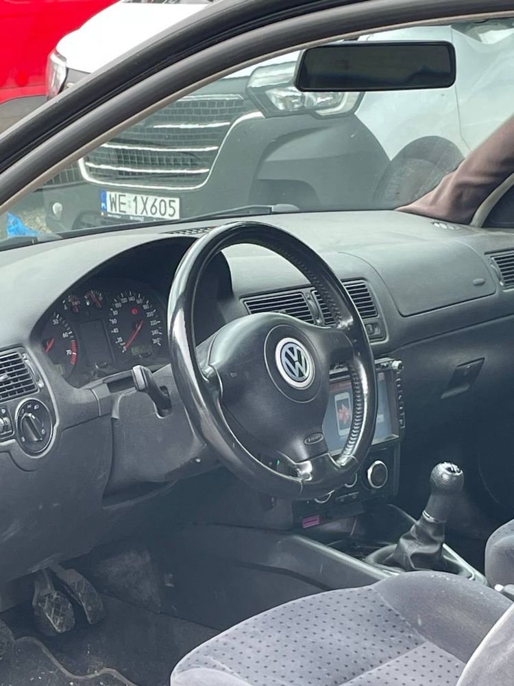 Volkswagen Golf 4 1.6LPG**Super stan**Alusy**Oszczędny**Zamiana**