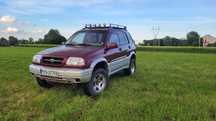 Suzuki Grand Vitara 2.5 V6 LPG, 4x4, Lift 5", Bodylift, Off-road
Suzuk