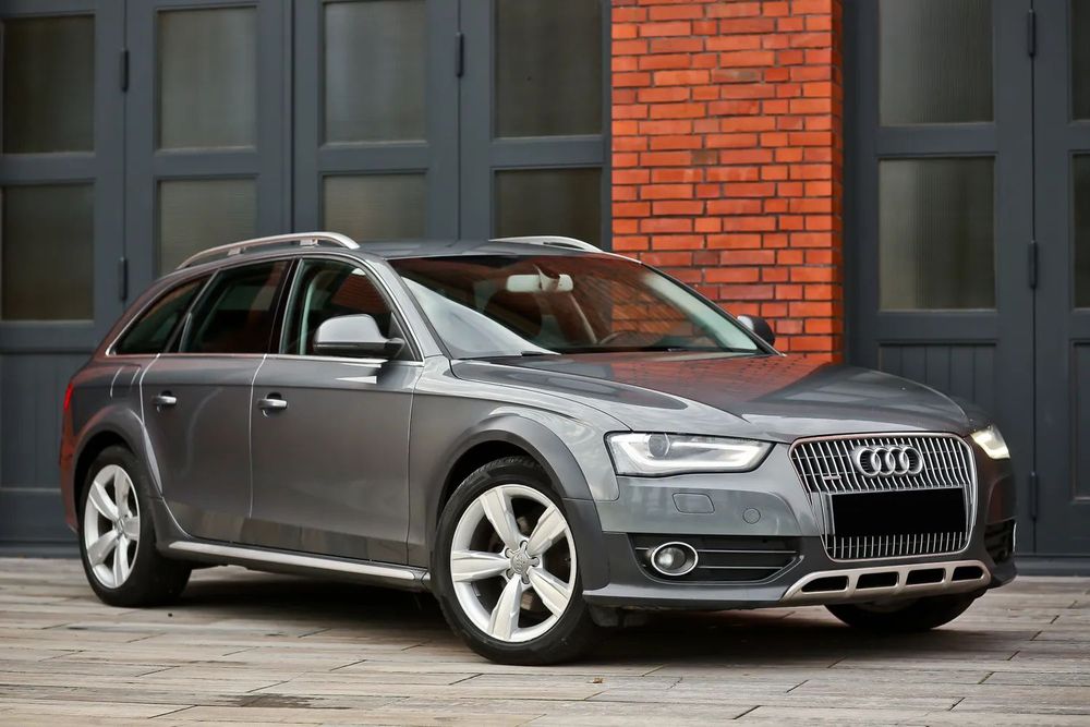 Audi A4 Allroad 2.0D 190ps S-TRONIC QUATTO led xenon hak el.klapa serwis bezwypadek