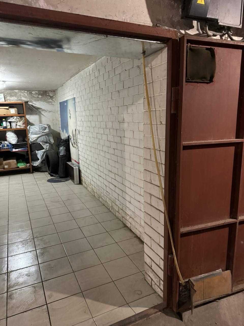 гараж, бетоний, підземний