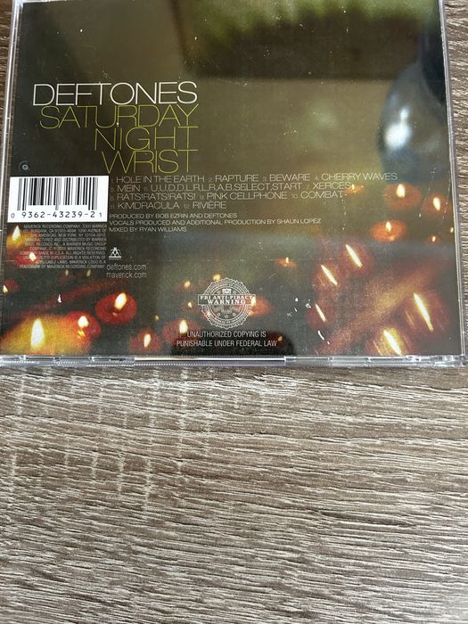 Deftones - Saturday Night Wrist [cd]