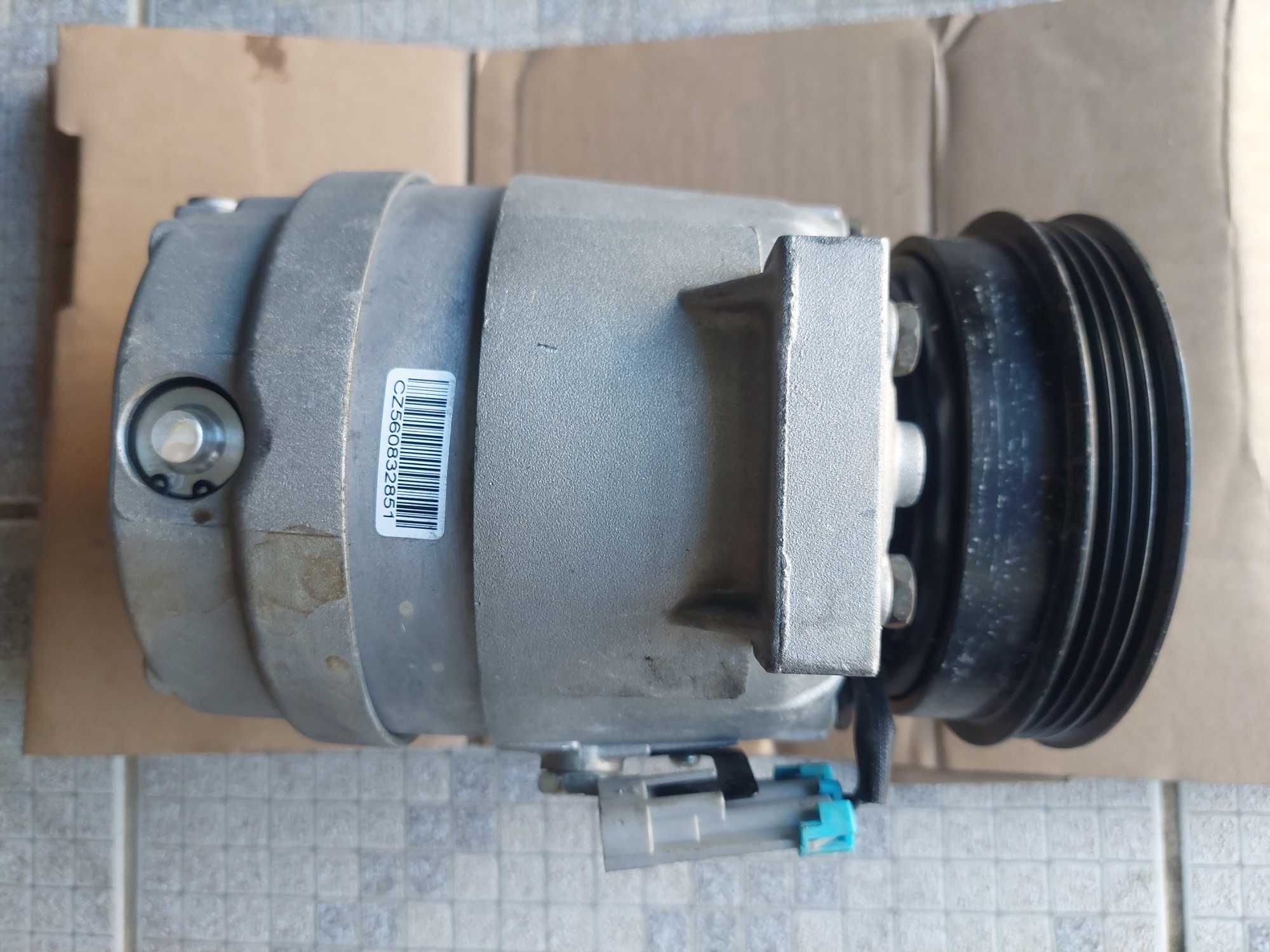 Compressor de ar condicionado para automóvel
