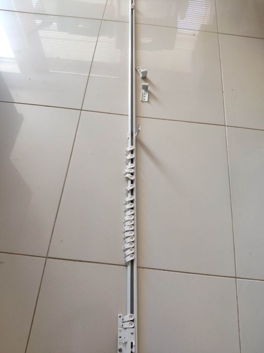 AGORA €10 Varão EXTENSÍVEL para cortinados até 395cm