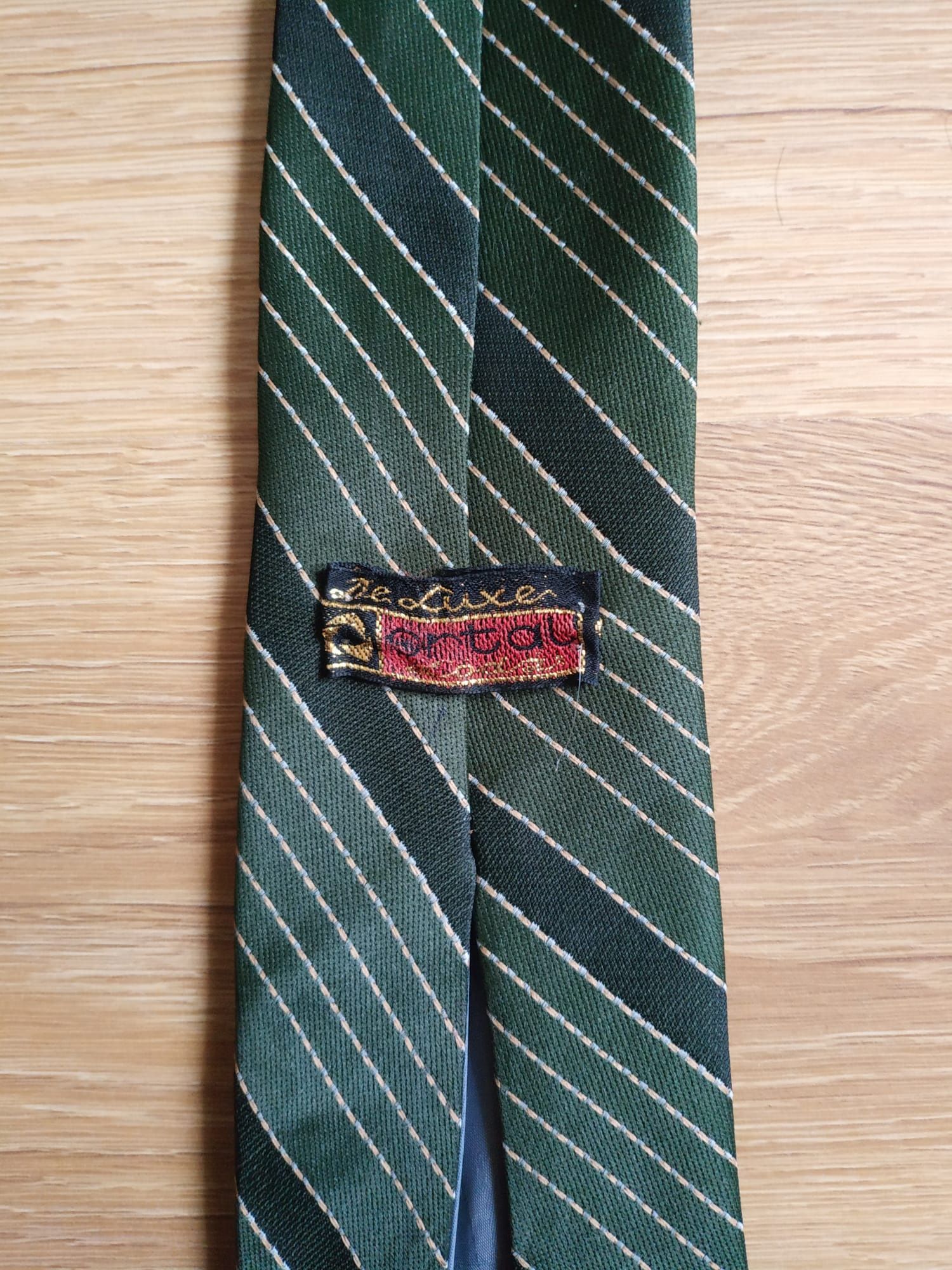 Krawat w zielone paski Ortal