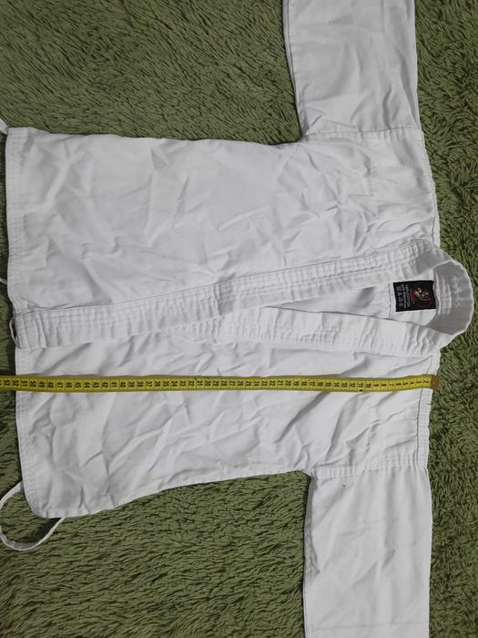 Кімоно для карате WOLF, р.110 та захист