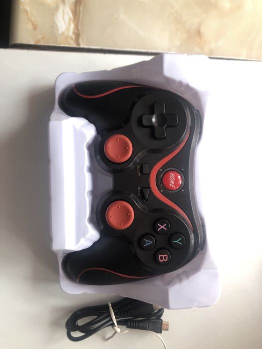 Геймпад для телефона та компютера