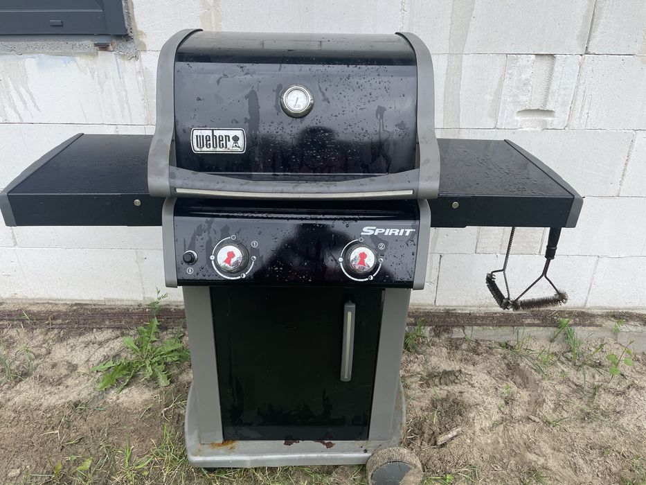 Sprzedam gril weber spirit