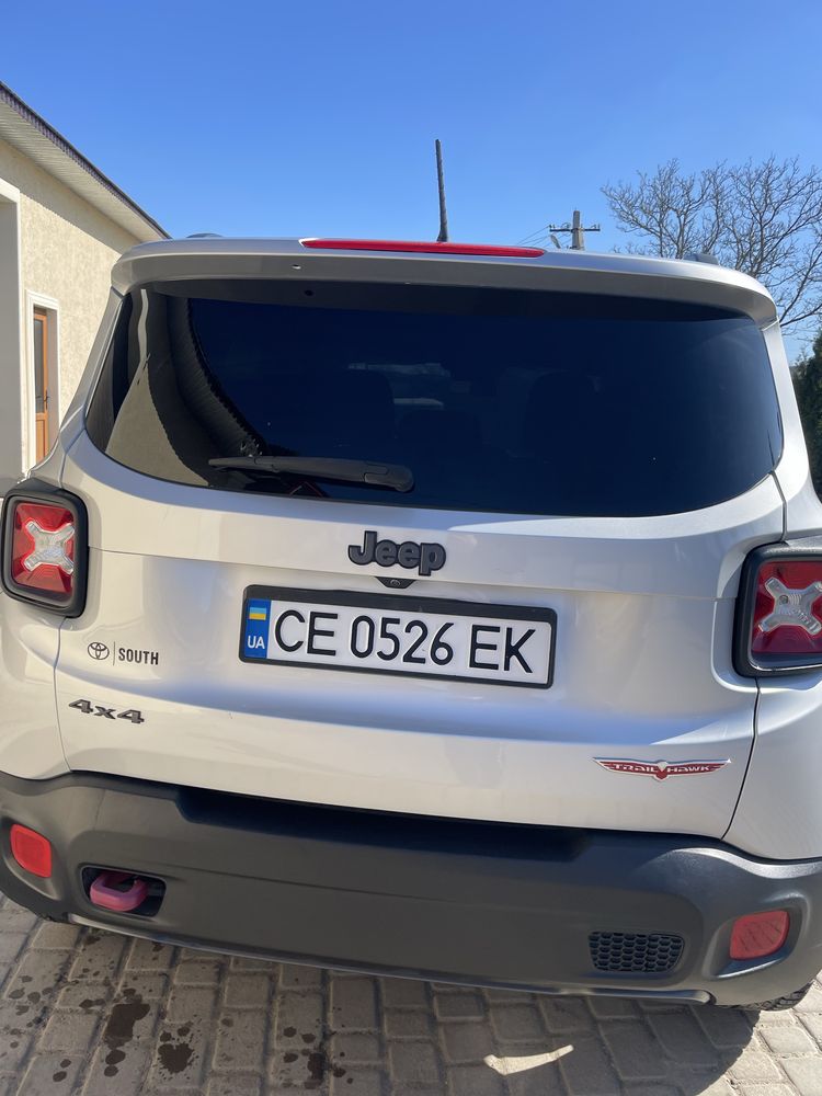 Jeep renegade 2017 року