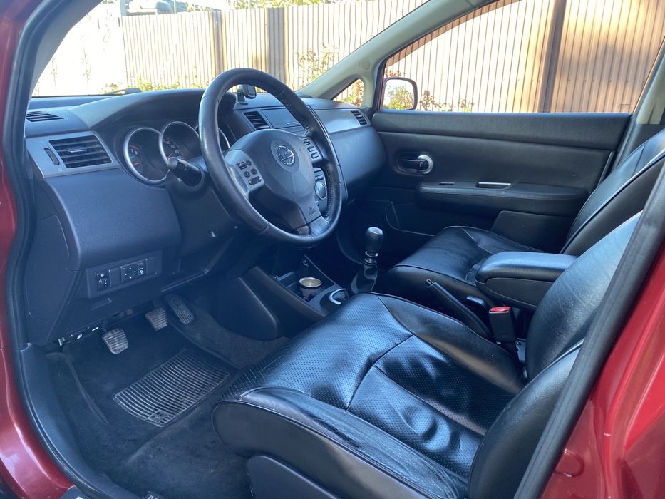 Продам Nissan Tiida