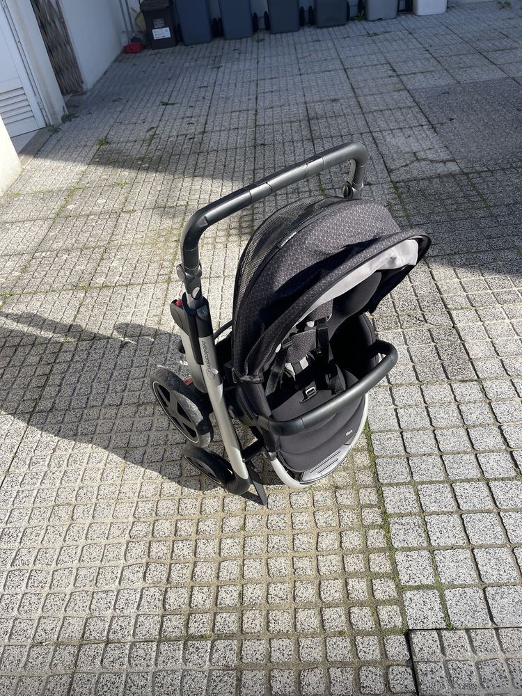 Carrinho de passeio Bebeconfort Elea