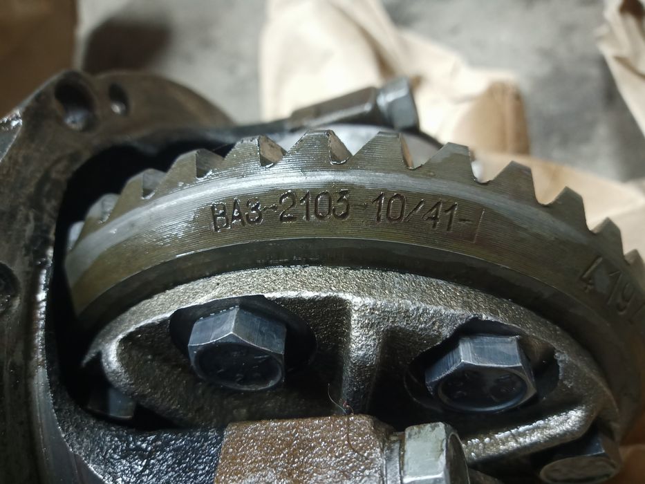 Редуктор заднього моста з блокуванням ВАЗ 2101-07 (пара 03) (10/41)