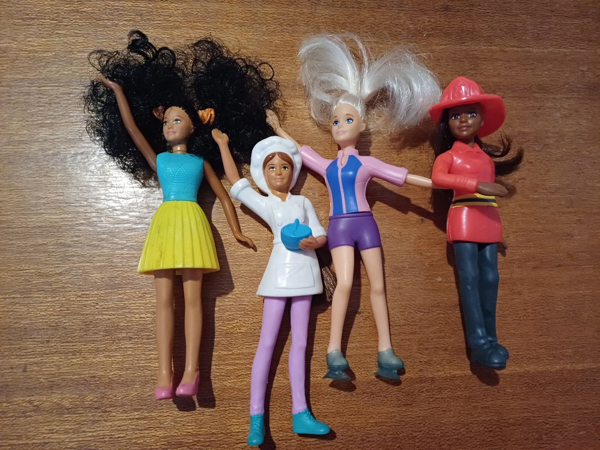 Conjunto de bonecas Barbie. Brinquedos, bom estado.