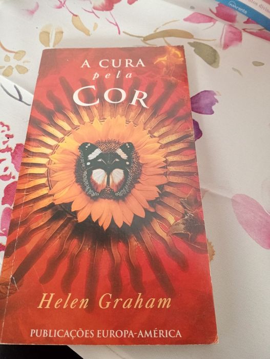 Livro "A Cura pela Cor "