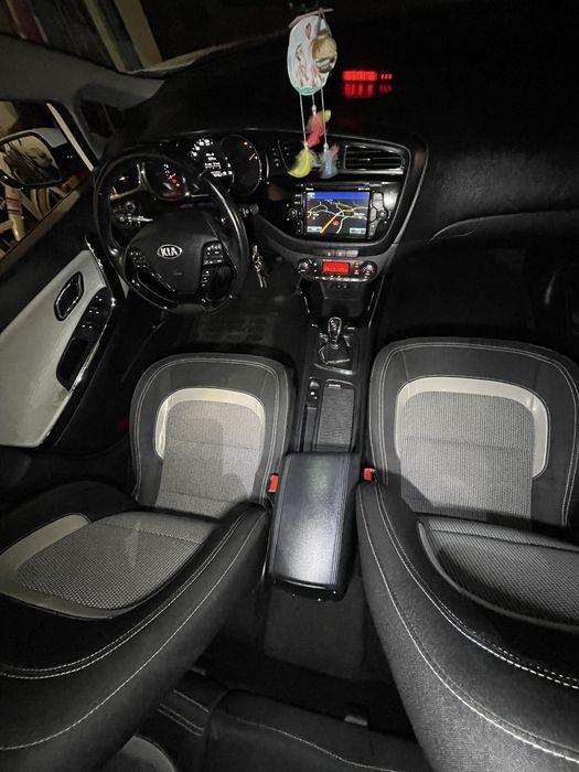 Kia Ceed SW 1.6 CRDi 128cv TX Prime — 2014 /9