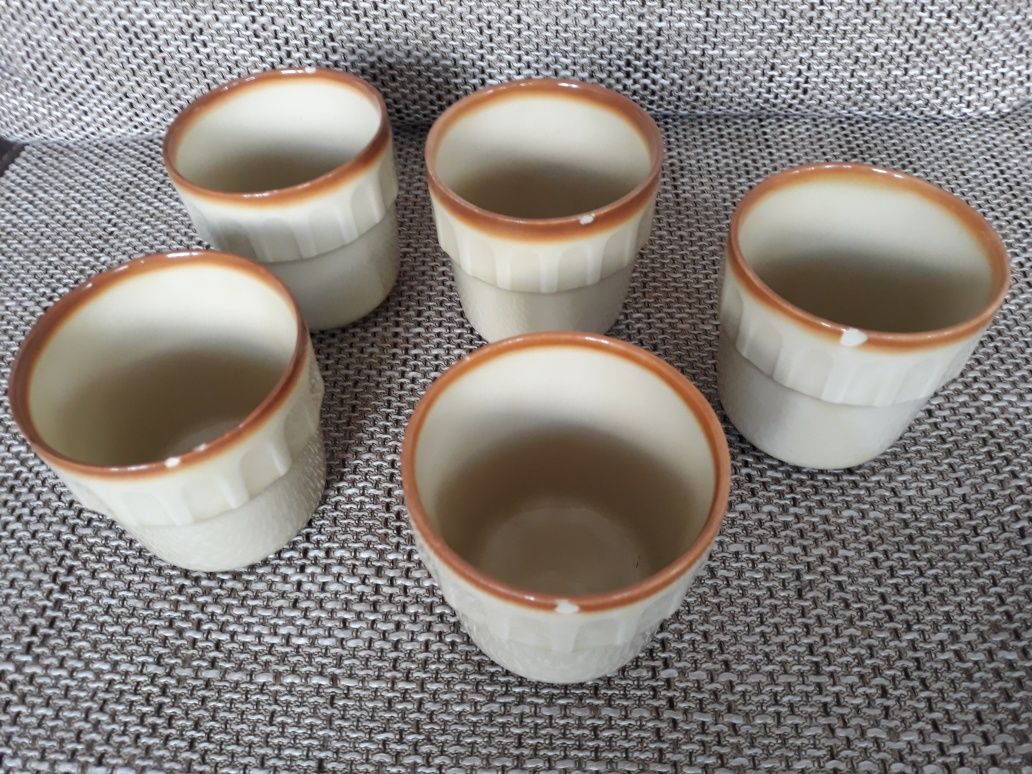 Kubki ceramiczne PRL