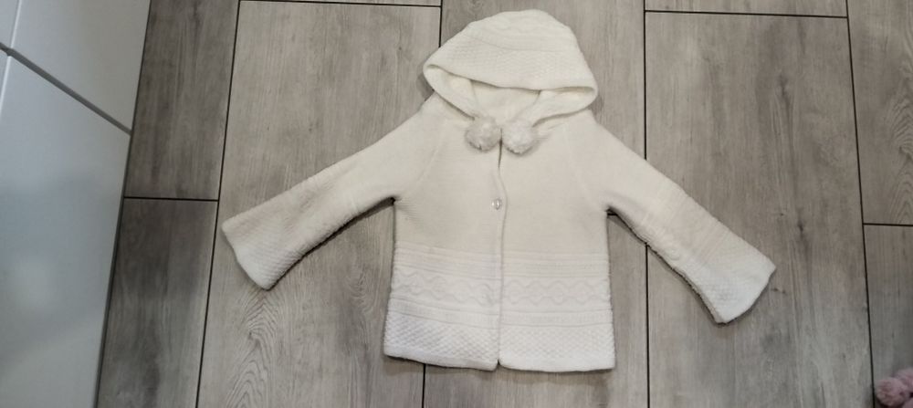 Sweterek rozmiar 104