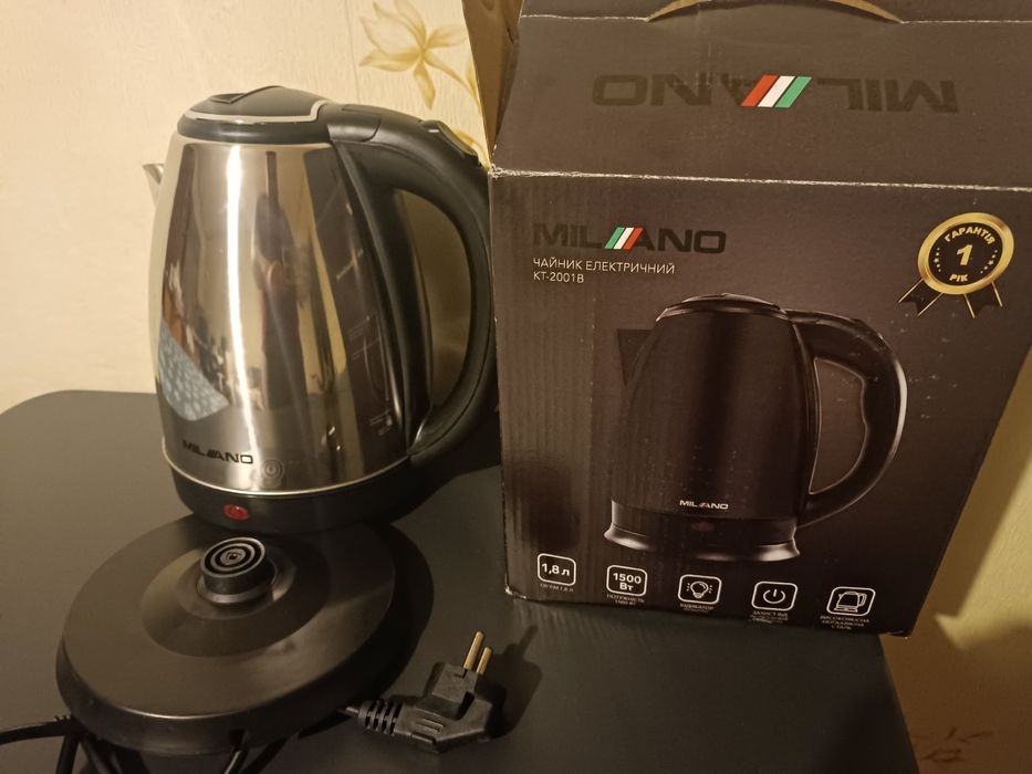 Чайник електричний Milano новий