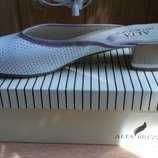 Пантолеты белые кожаные