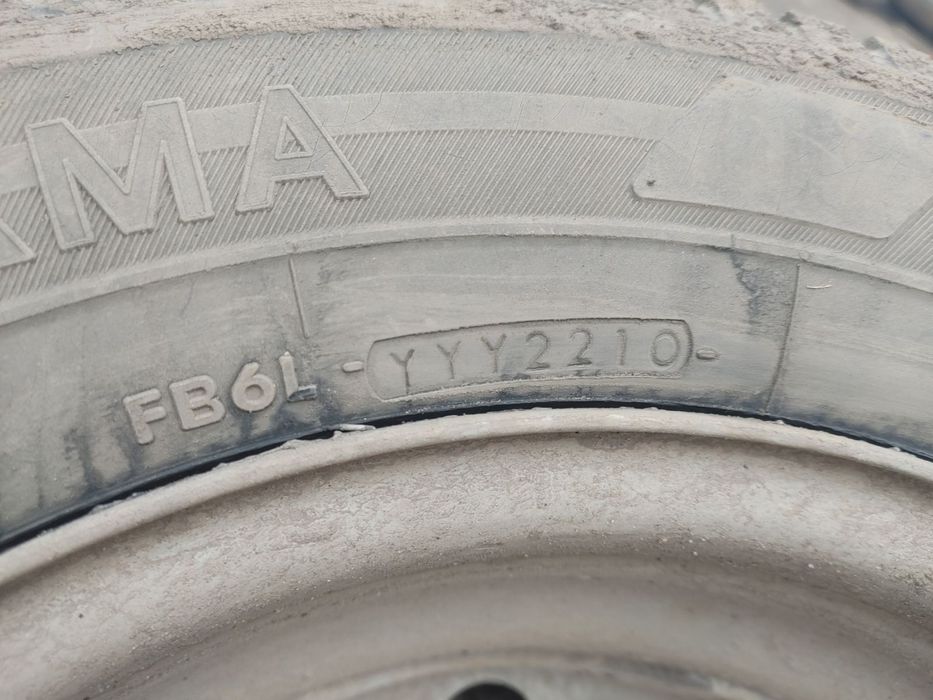 Резина грузовая  r15c yokohama