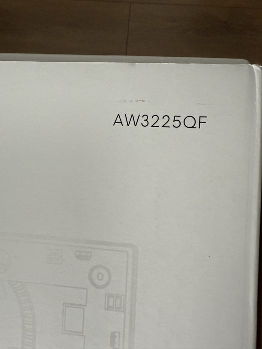 Monitor 4K 240hz QD-OLED Alienware AW3225QF