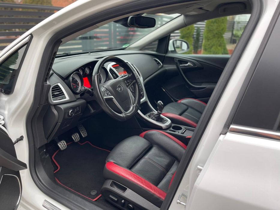 Opel Astra BiTURBO OPC 195 KM 2014 2.0 CDTi